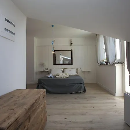 Bed and Breakfast A Casa Di Lolu Grottammare Exterior foto