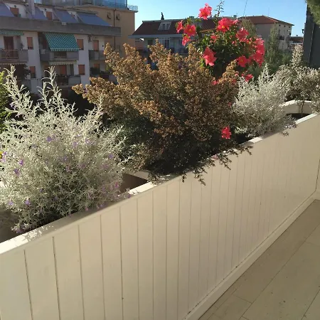 Bed and Breakfast A Casa Di Lolu Grottammare Exterior foto
